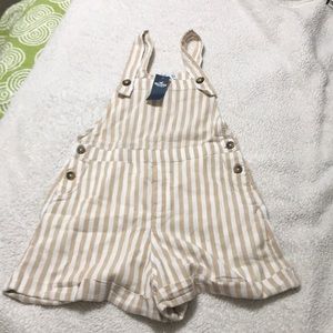 *New* Hollister Woman’s Overalls